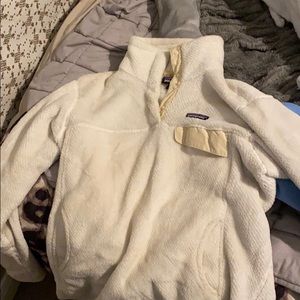 white patagonia jacket